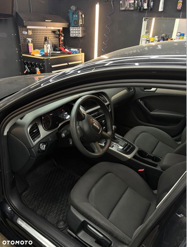 Audi A4 Limousine 2.0 TDI DPF multitronic Ambition - 6