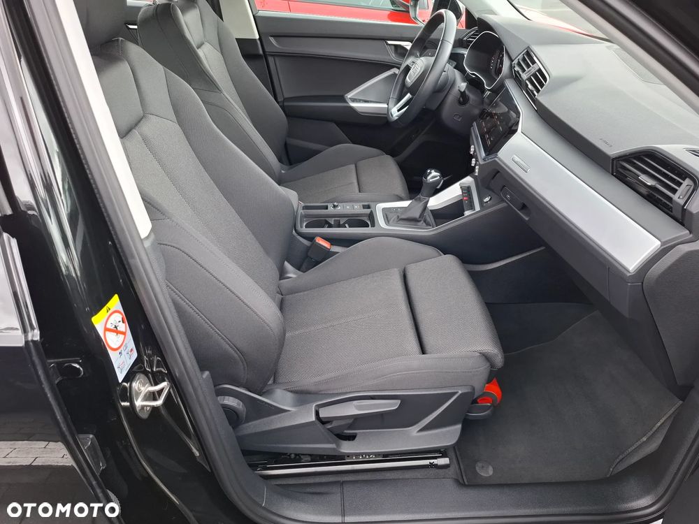 Audi Q3 35 TFSI S tronic - 12