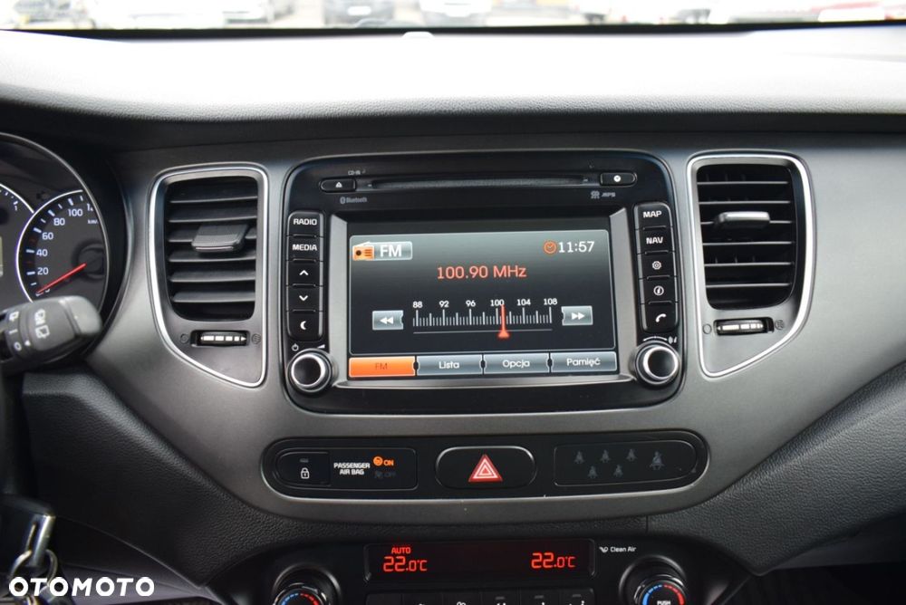 Kia Carens - 29