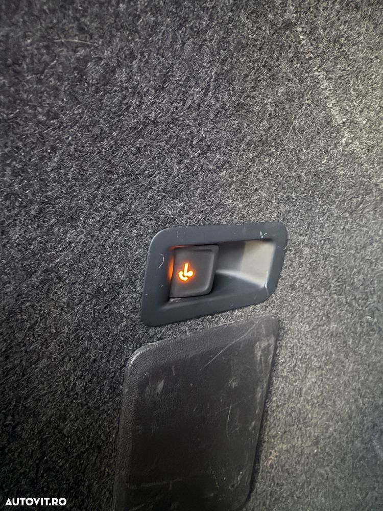 Seat Leon 2.0 TDI DSG Style - 8