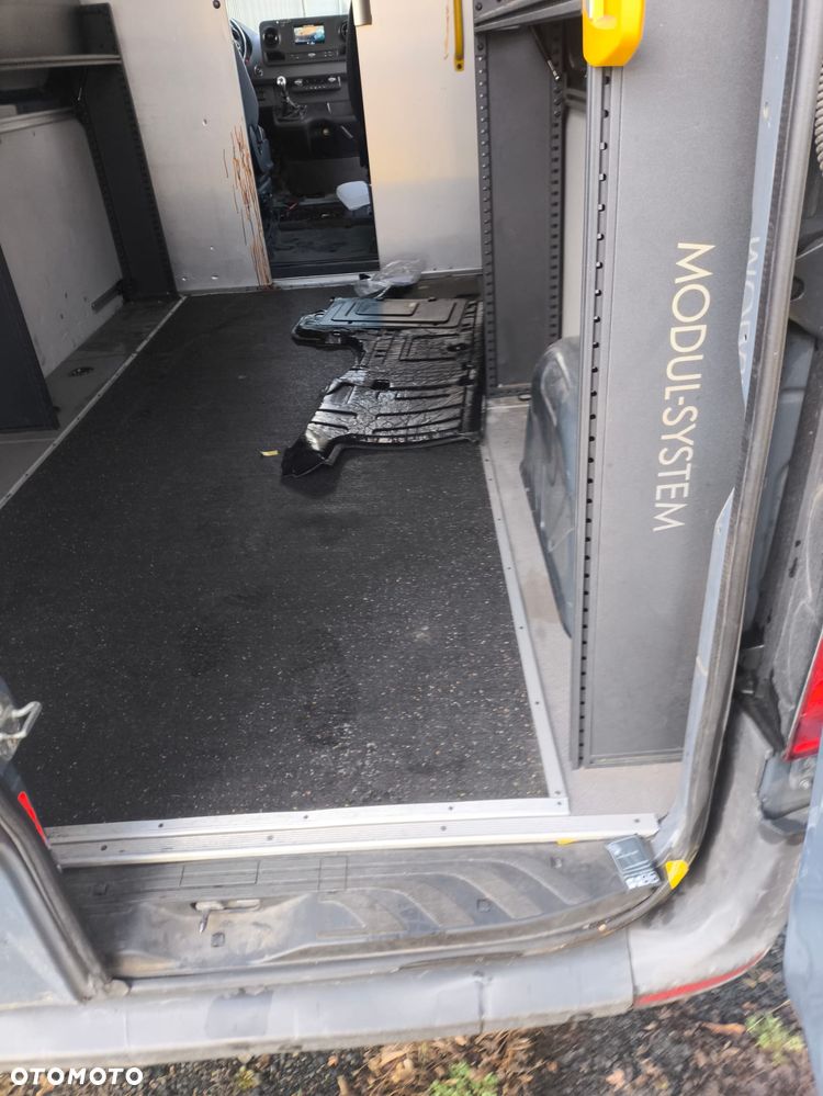 Mercedes-Benz sprinter - 9