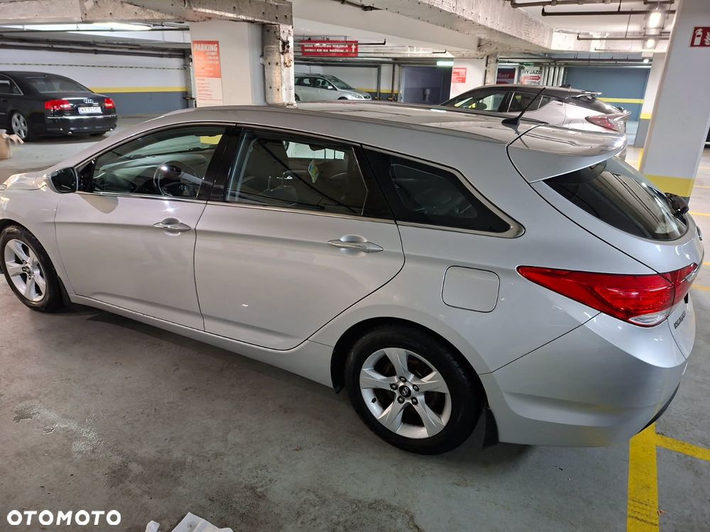 Hyundai i40 1.7 CRDi Comfort + - 17