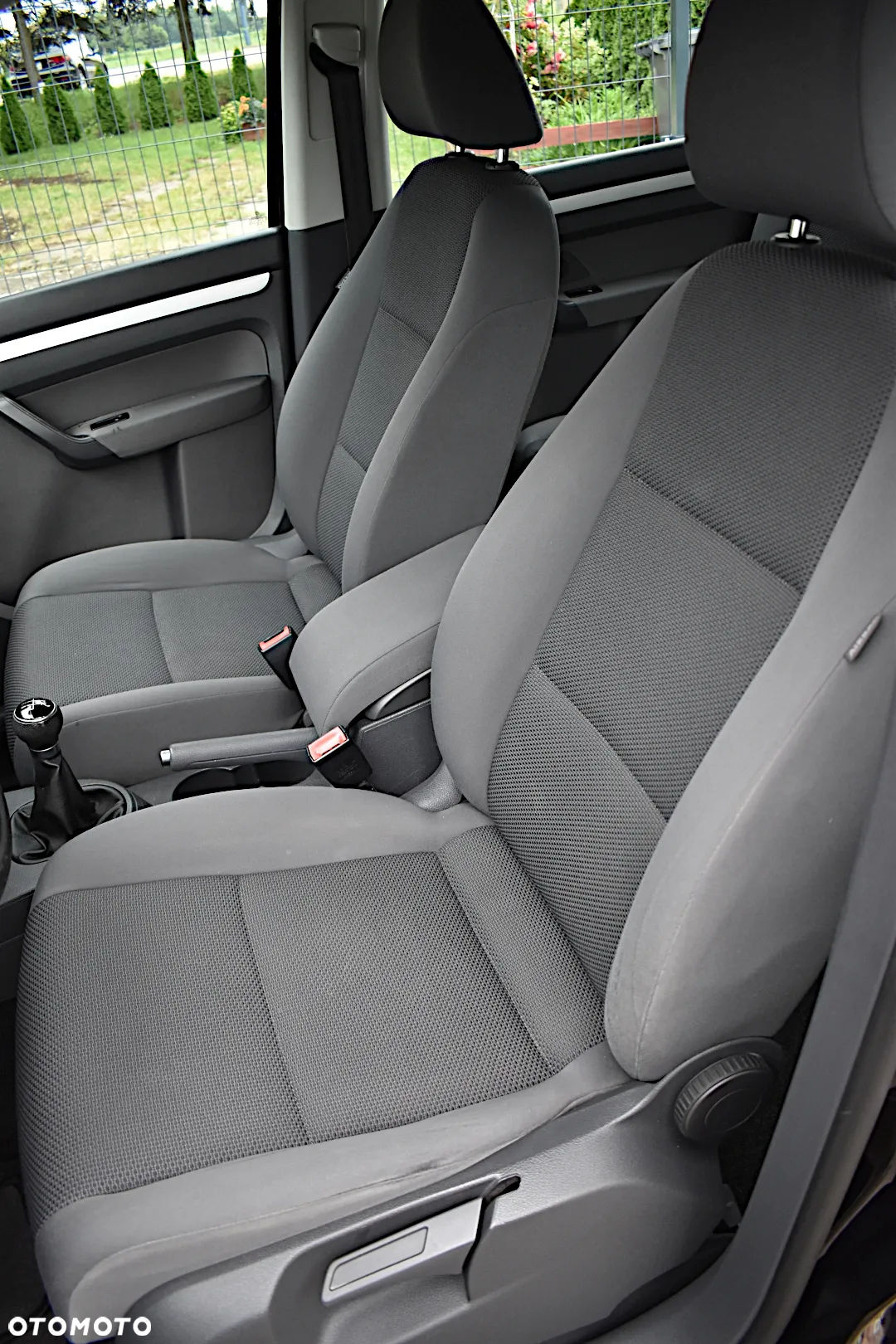 Volkswagen Touran - 6