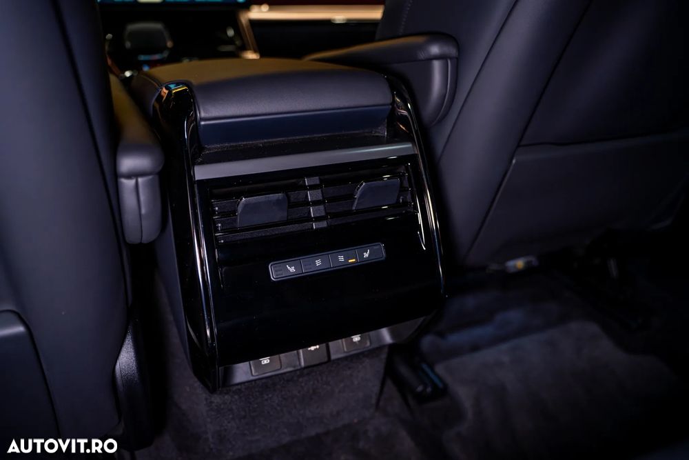 Land Rover Range Rover Sport - 21