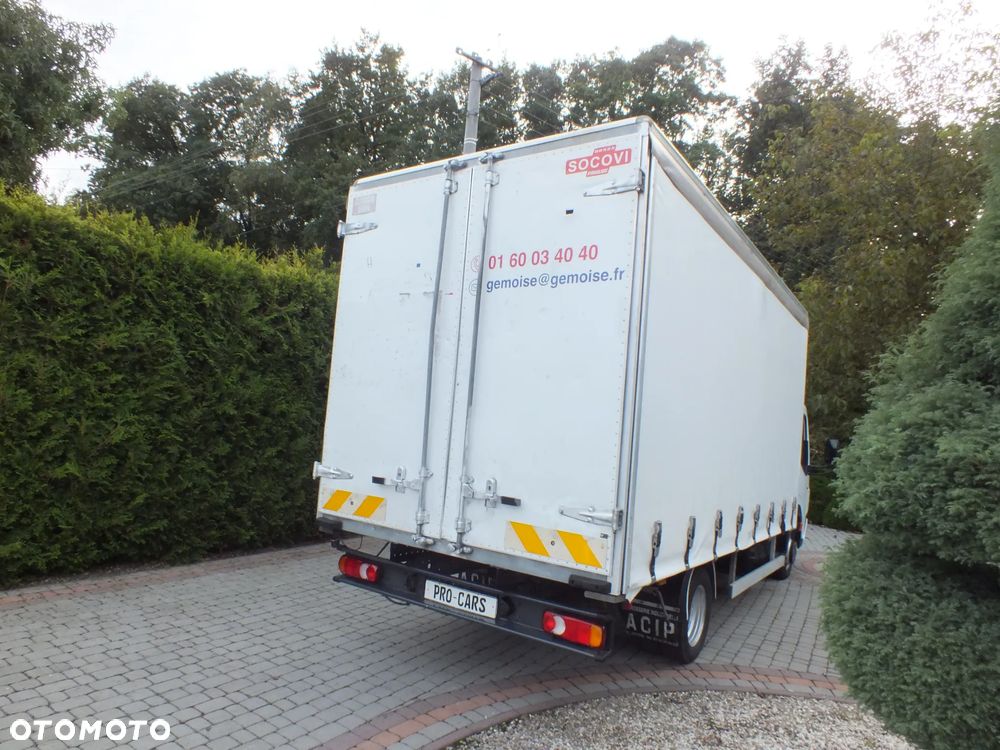 Renault MAXITY - 5