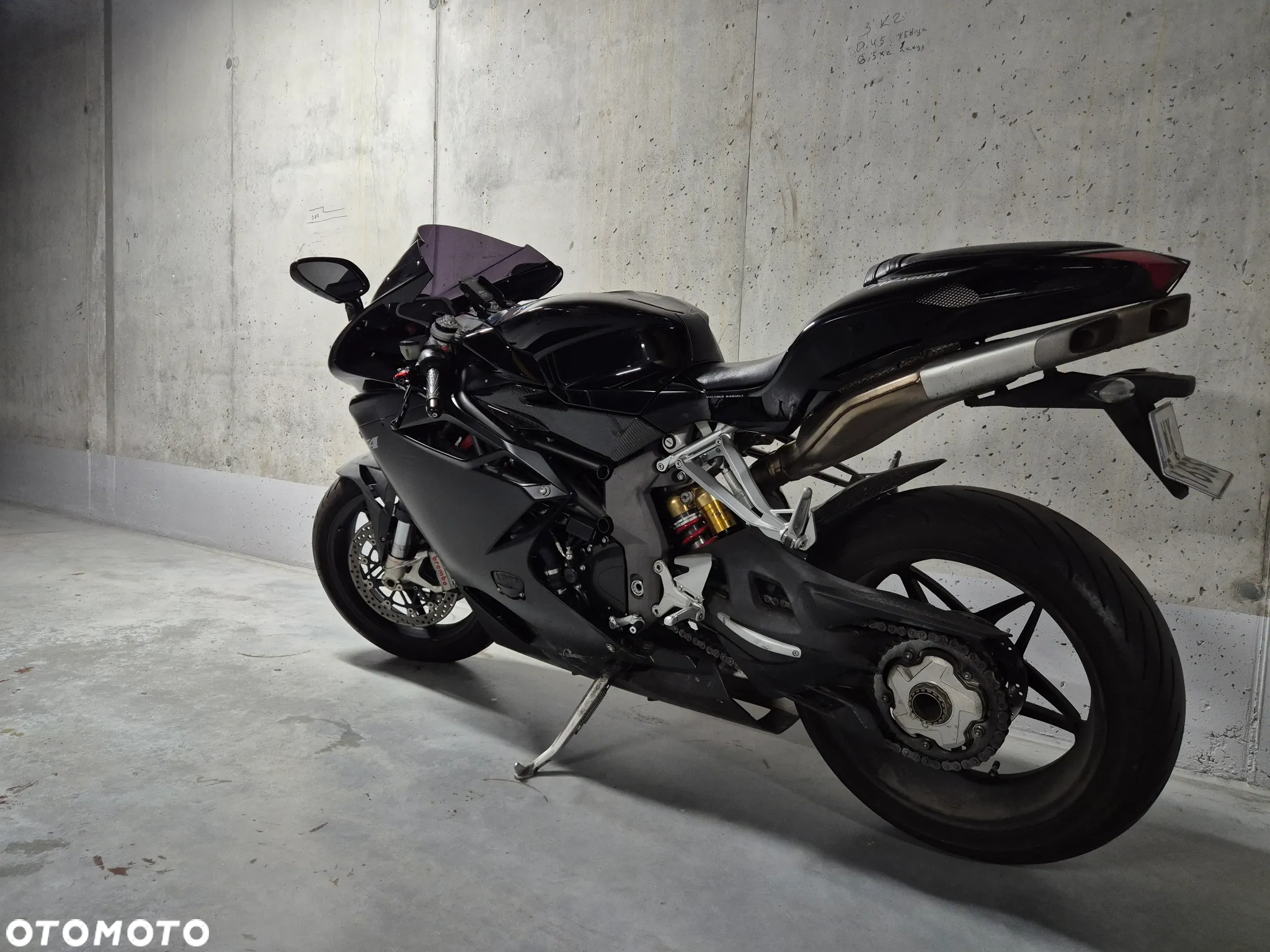 MV AGUSTA F4 - 2