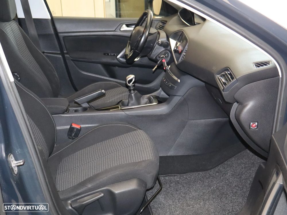 Peugeot 308 SW BlueHDi 120 Stop & Start Active - 14