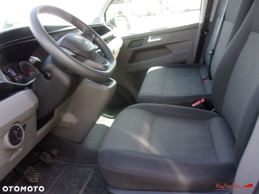 Volkswagen Transporter - 22
