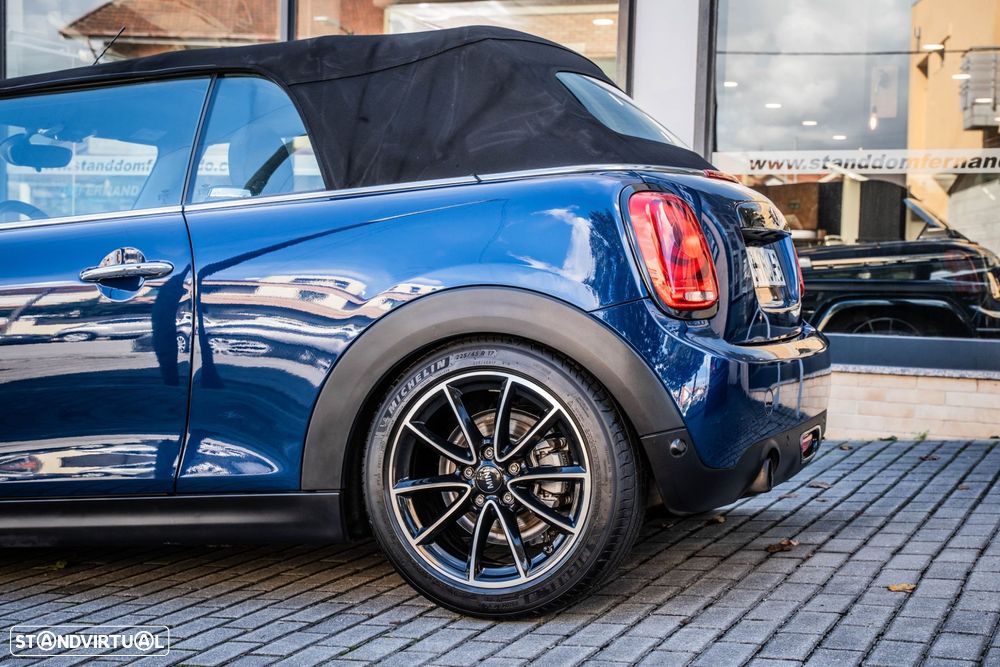 MINI Cabrio Cooper Sidewalk Special Edition - 18