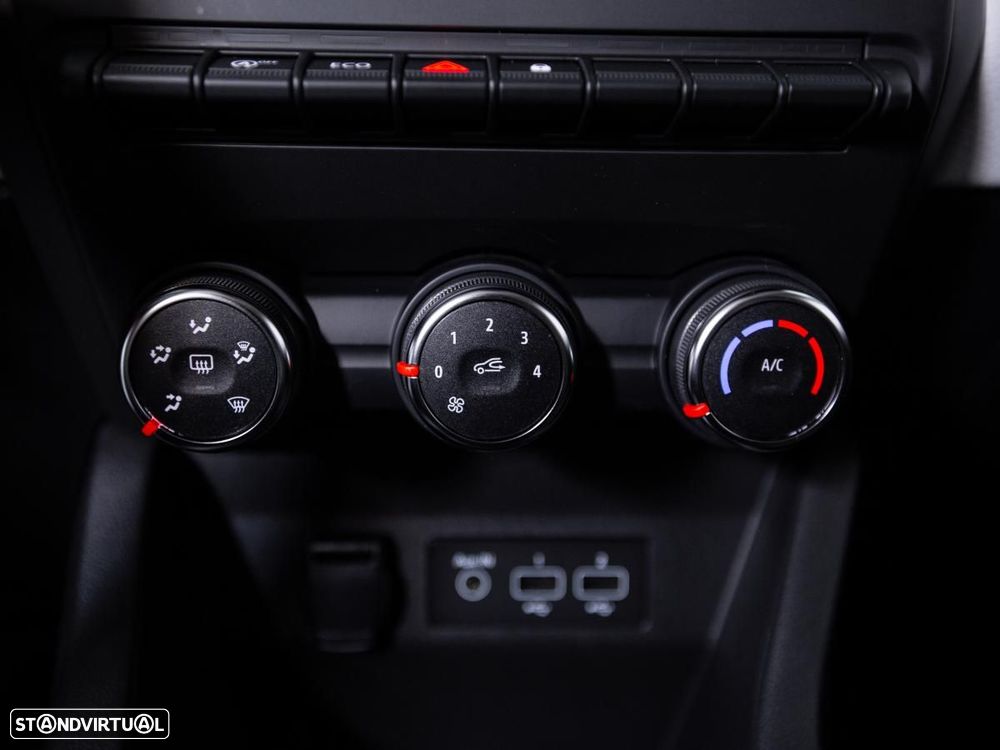 Renault Clio 1.0 TCe Evolution Bi-Fuel - 17