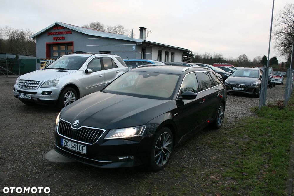 Skoda Superb 2.0 TDI 4x4 L&K DSG - 3