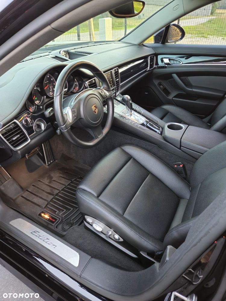 Porsche Panamera - 7