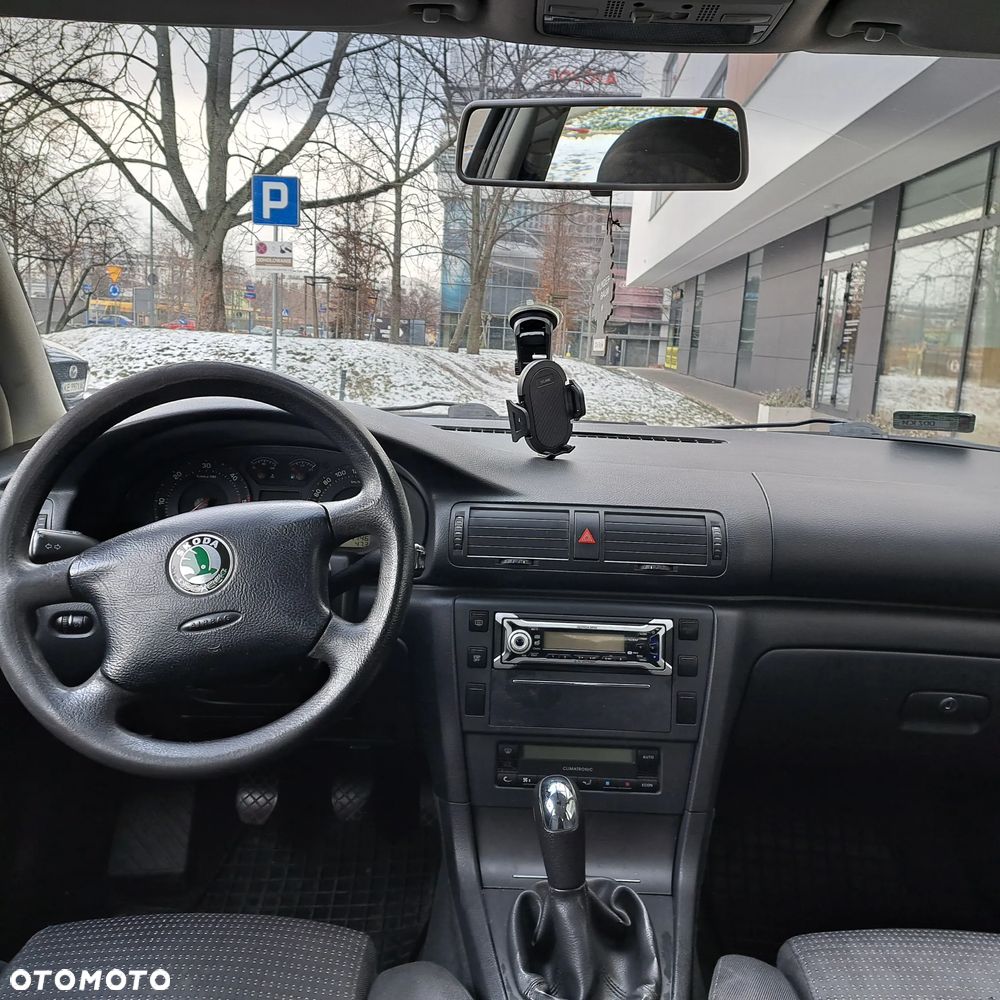 Skoda Superb 1.9 TDI Prestige - 8