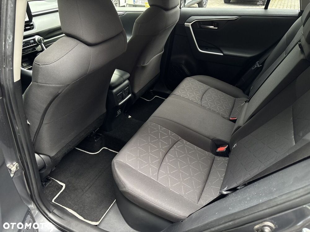 Toyota RAV4 - 13