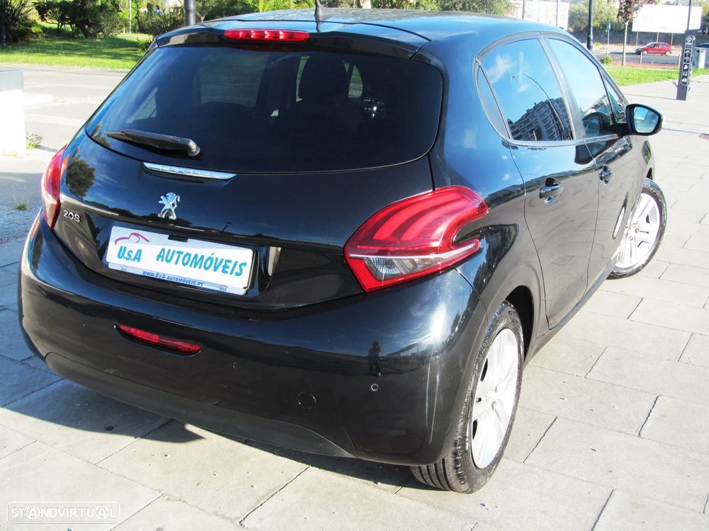 Peugeot 208 PureTech 82 Stop & Start Signature - 29