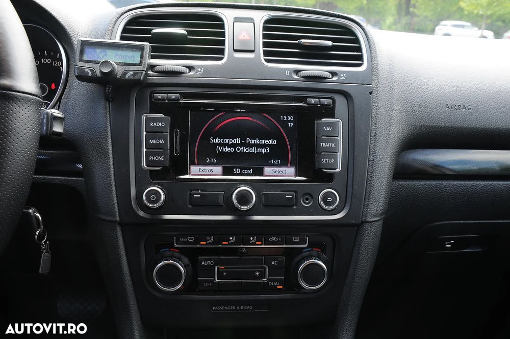 Volkswagen Golf 1.6 TDI DPF DSG Comfortline - 9