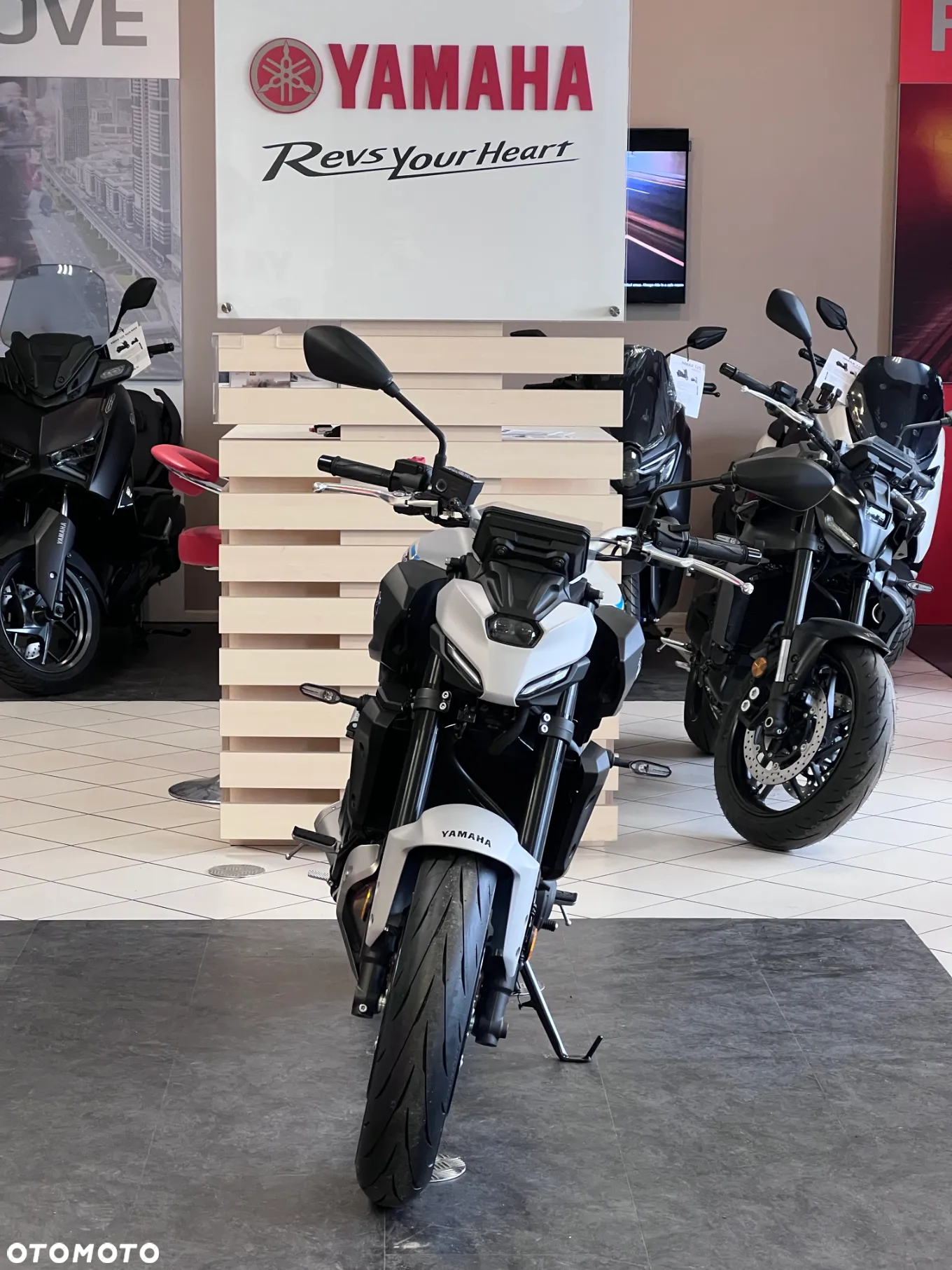 Yamaha MT - 22