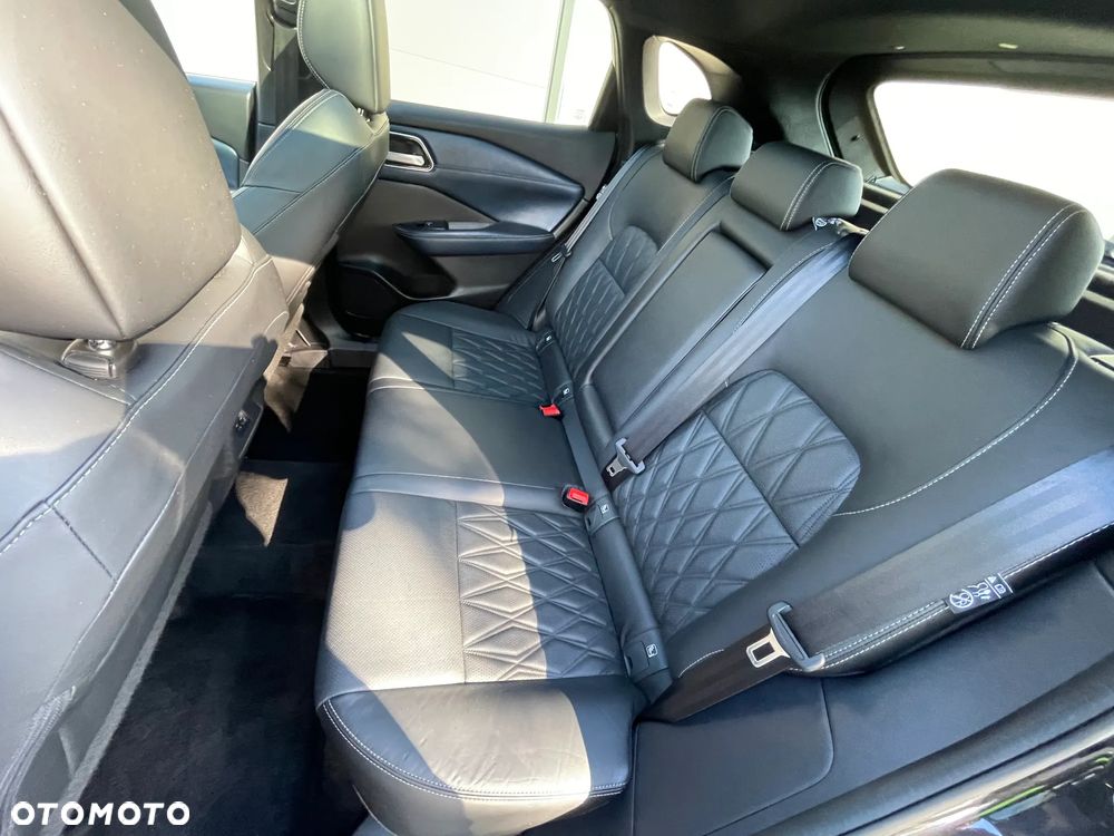 Nissan Qashqai 1.3 DIG-T MHEV Xtronic Tekna+ - 12