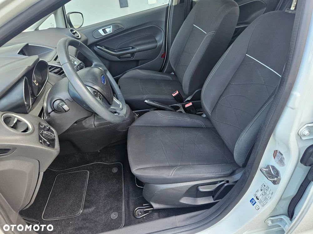 Ford Fiesta 1.25 Silver X (Ambiente) - 3