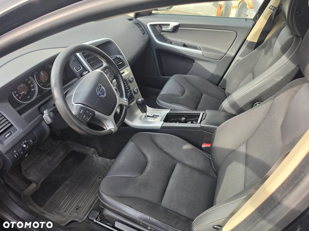 Volvo XC 60 - 10