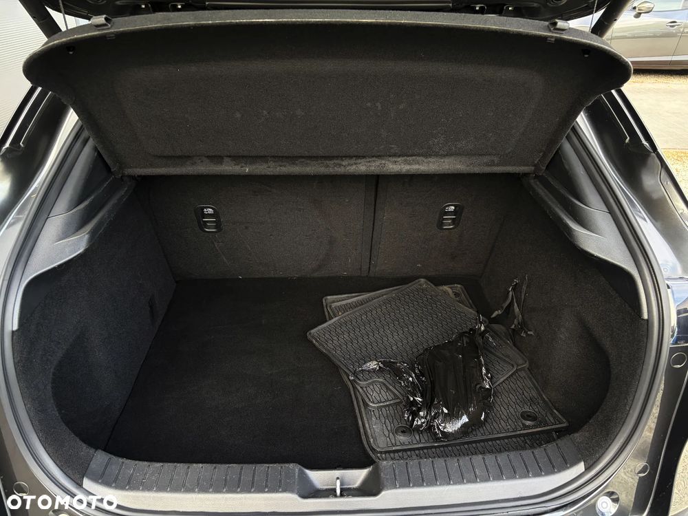 Mazda CX-30 - 35