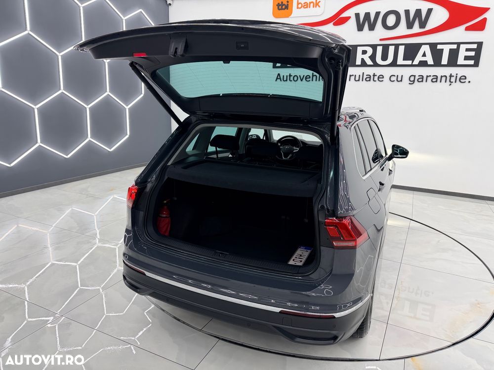 Volkswagen Tiguan ver-2-0-tdi-dsg-elegance - 20