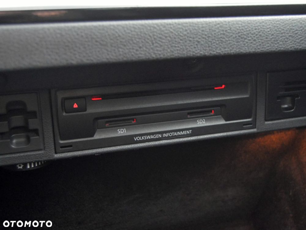 Volkswagen Golf - 22