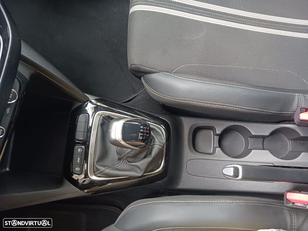 Opel Corsa 1.2 T GS - 22