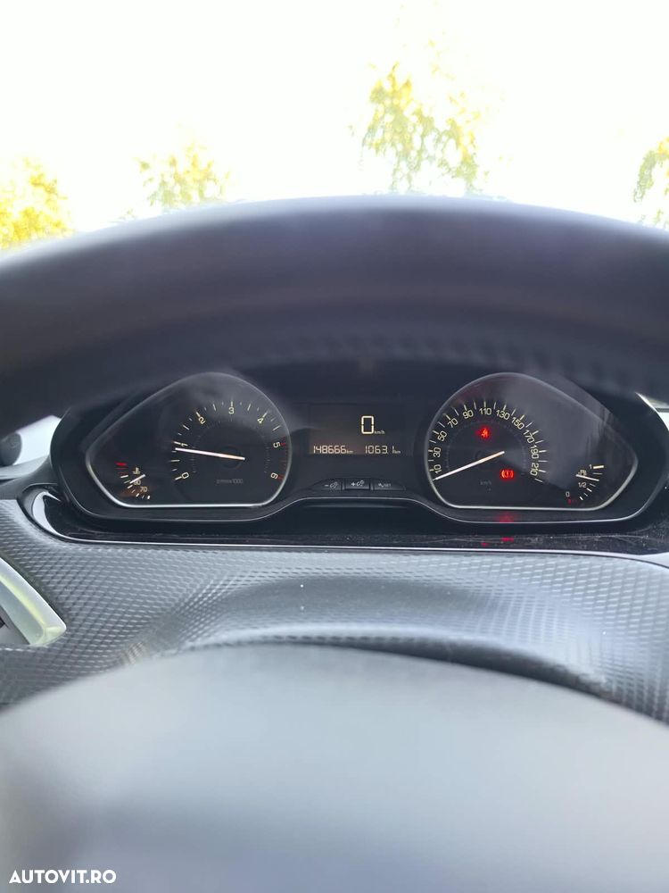 Peugeot 2008 1.5 BlueHDI BVM6 STT Active - 8