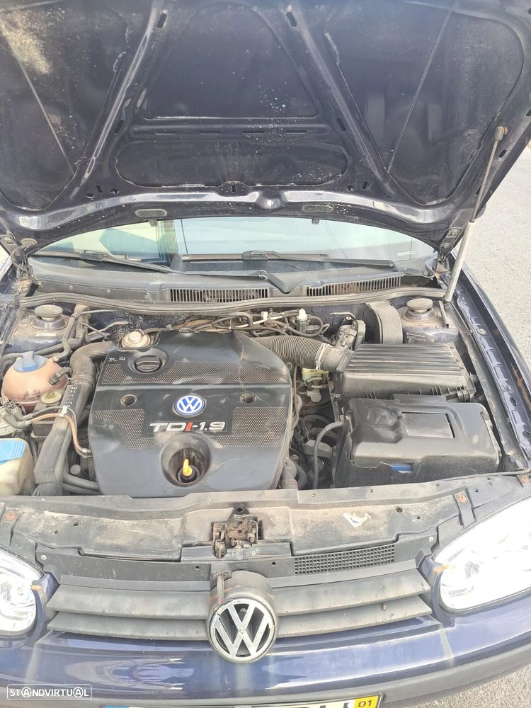 VW Golf 1.9 TDi 25 Anos - 6
