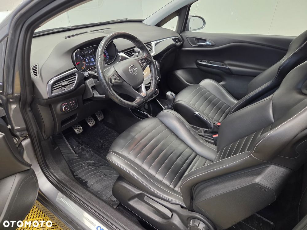 Opel Corsa 1.6 Turbo OPC - 10