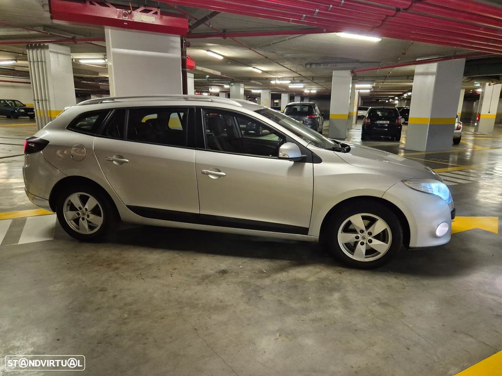 Renault Mégane Sport Tourer 1.5 dCi Dynamique - 8