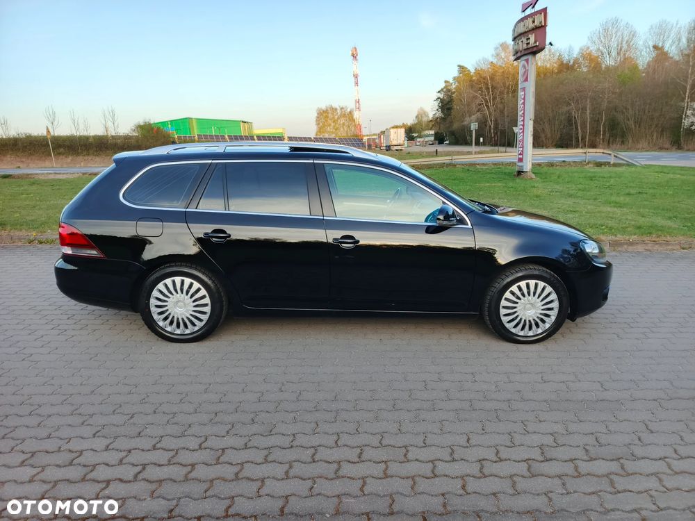 Volkswagen Golf 2.0 TDI DPF Highline - 28