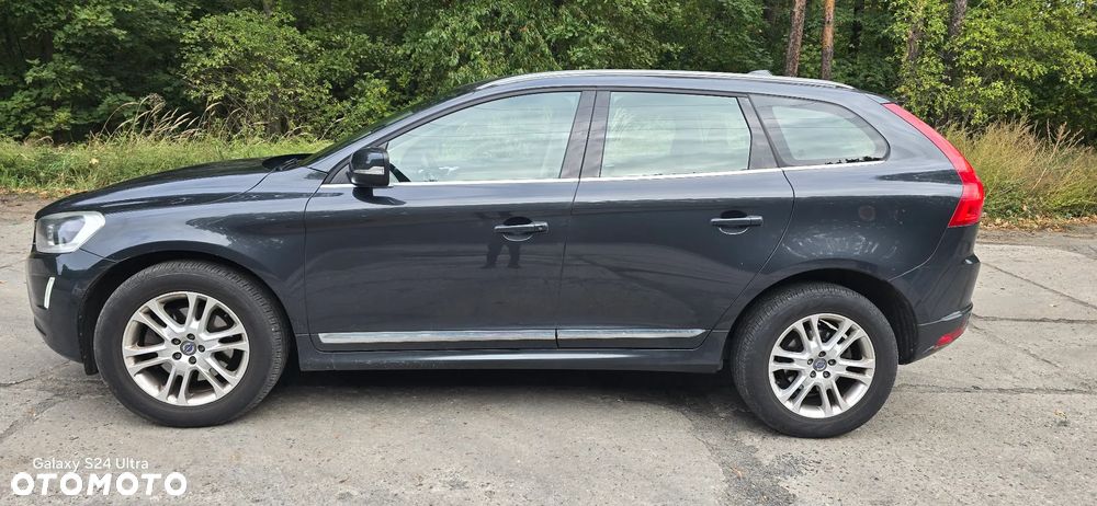 Volvo XC 60 - 4