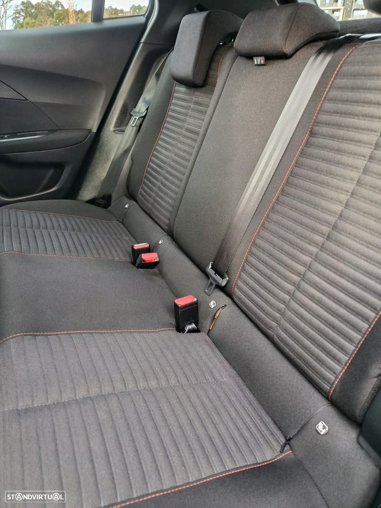 Peugeot 2008 PureTech 130 EAT8 Active Pack - 15