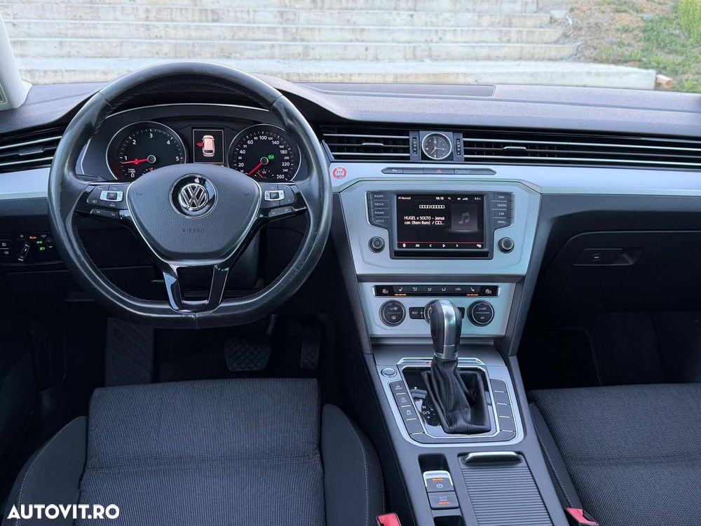 Volkswagen Passat 2.0 TDI SCR 4Motion DSG Comfortline - 5