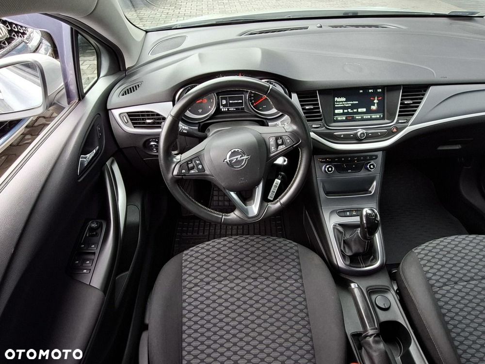 Opel Astra 1.4 Enjoy - 24