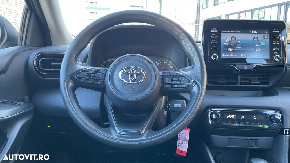 Toyota Yaris 1.5 VVT-i HSD Eco - 10