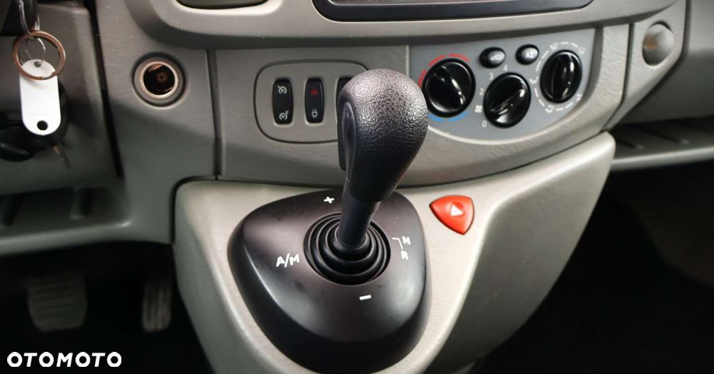 Opel Vivaro Tour Cosmo L1H1 MTA - 29