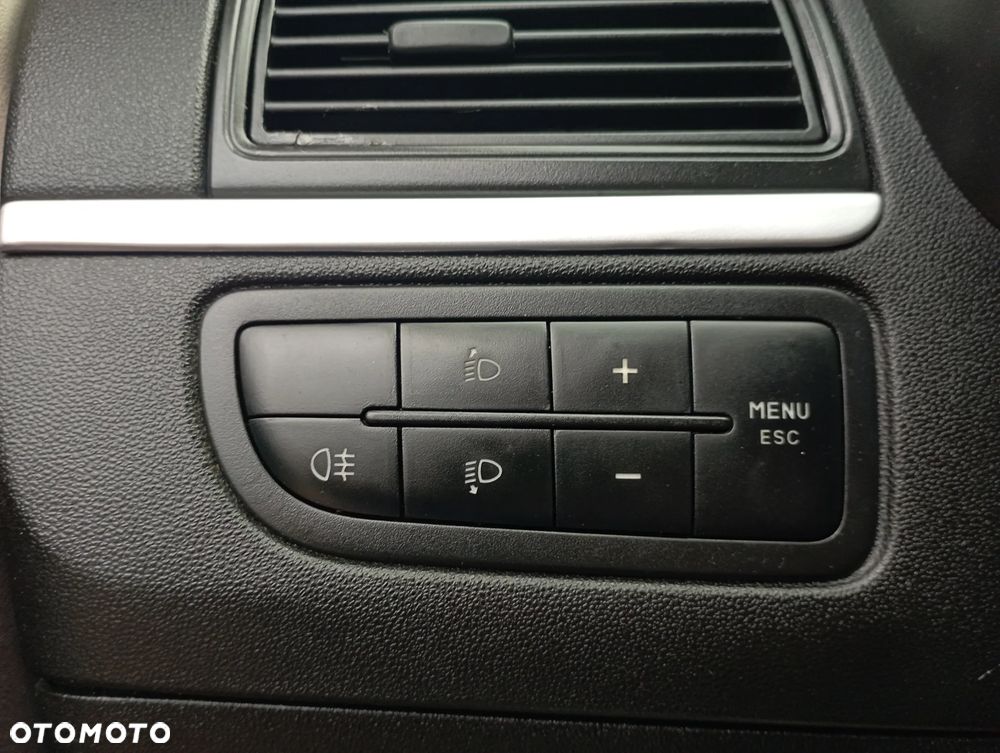 Fiat Linea 1.4 Active - 15
