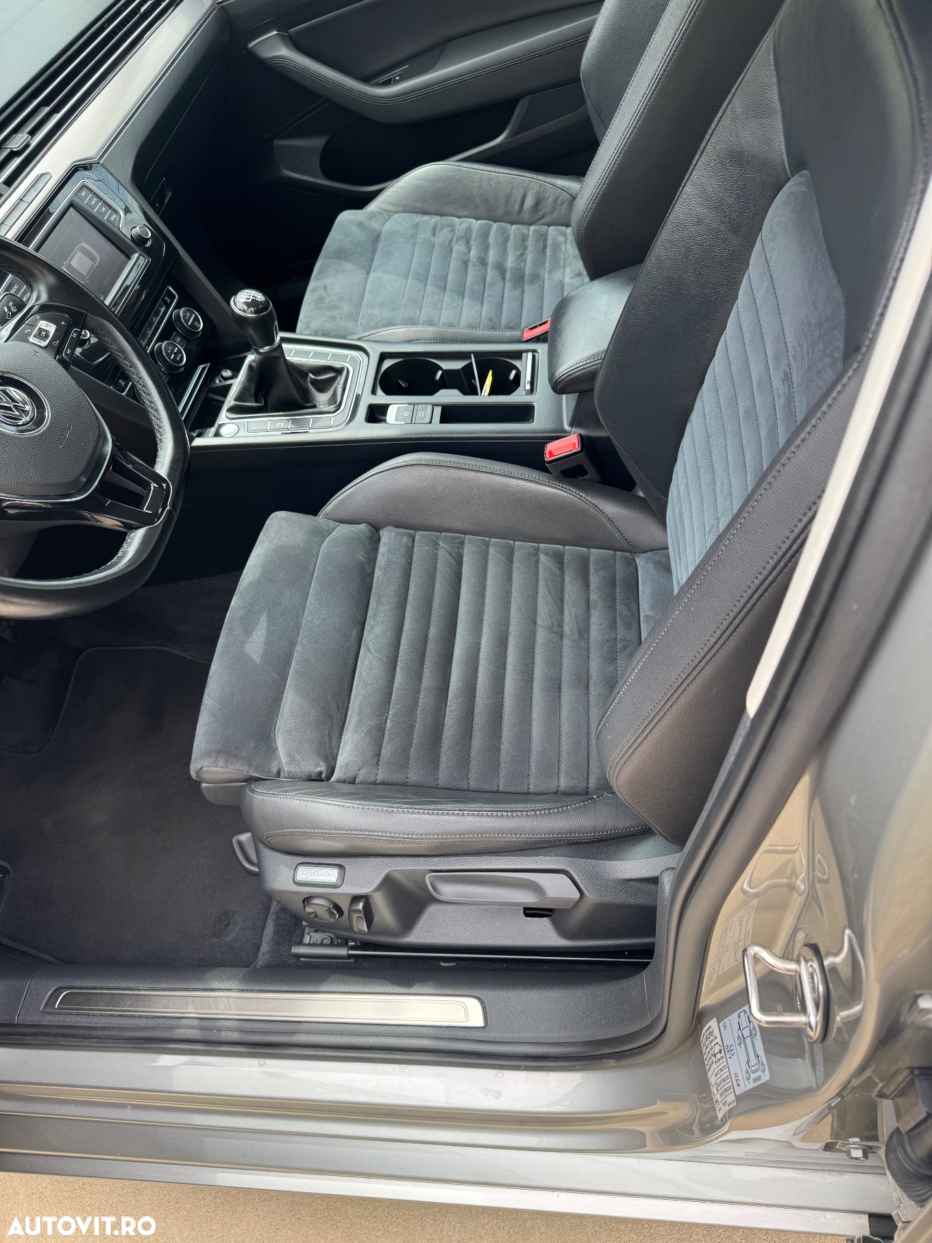 Volkswagen Passat Variant 1.4 TSI ACT (BlueMotion Technology) Highline - 12