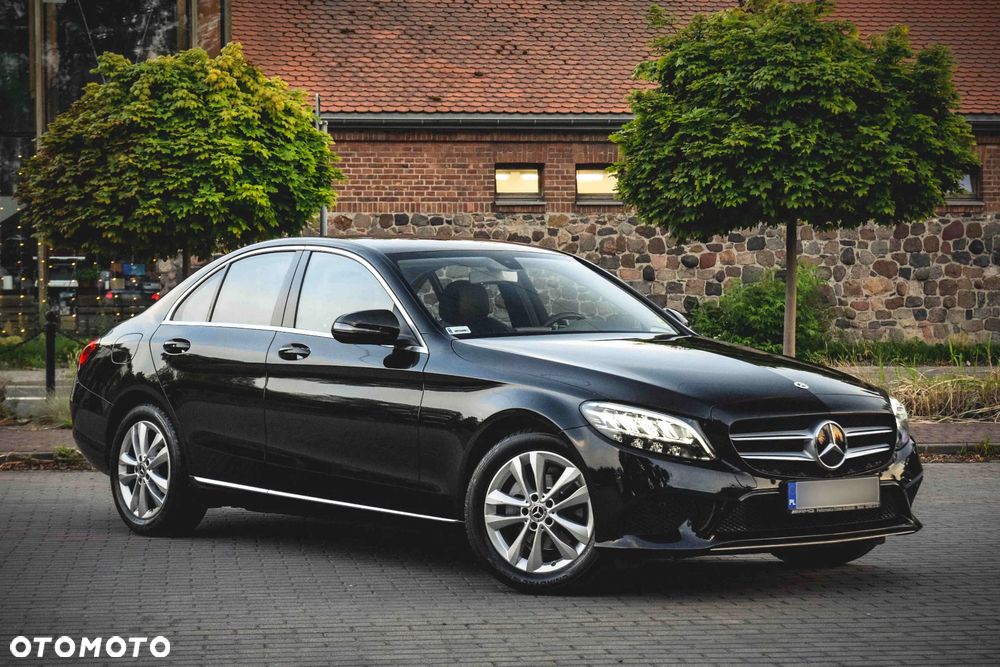Mercedes-Benz Klasa C 180 9G-TRONIC - 1