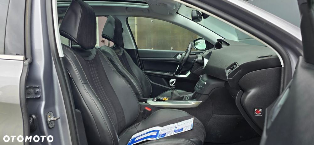 Peugeot 308 BlueHDi 130 Stop & Start GT Pack - 21
