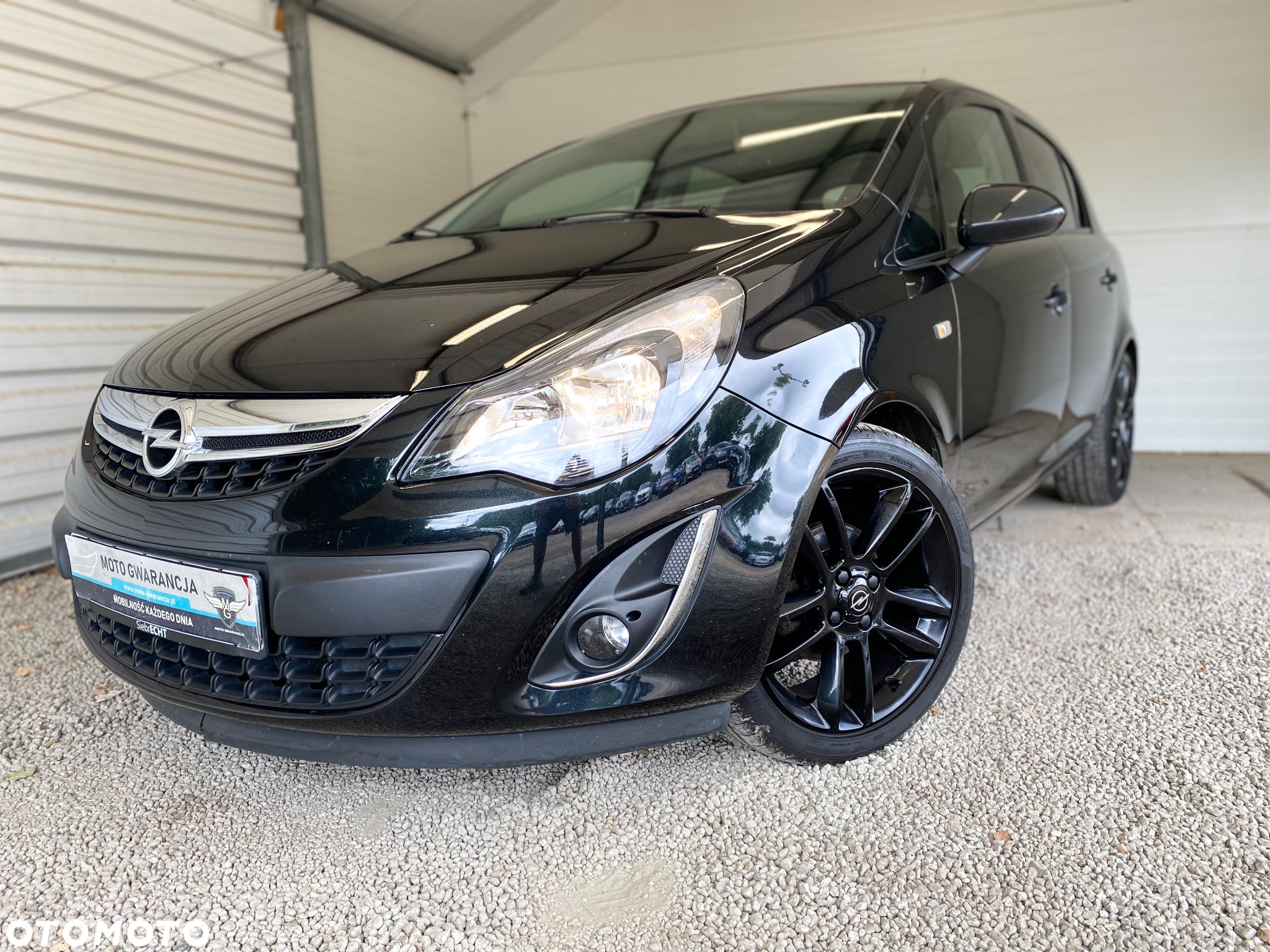 Opel Corsa 1.4 16V Color Edition - 33