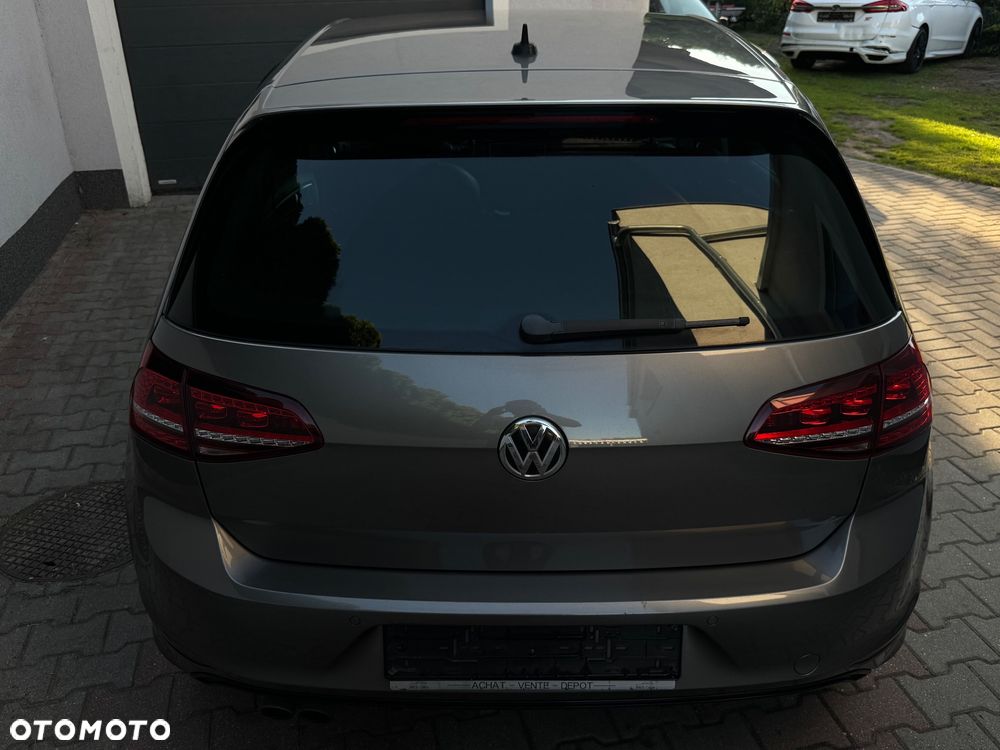 Volkswagen Golf 2.0 TDI (BlueMotion Technology) DSG Highline - 11