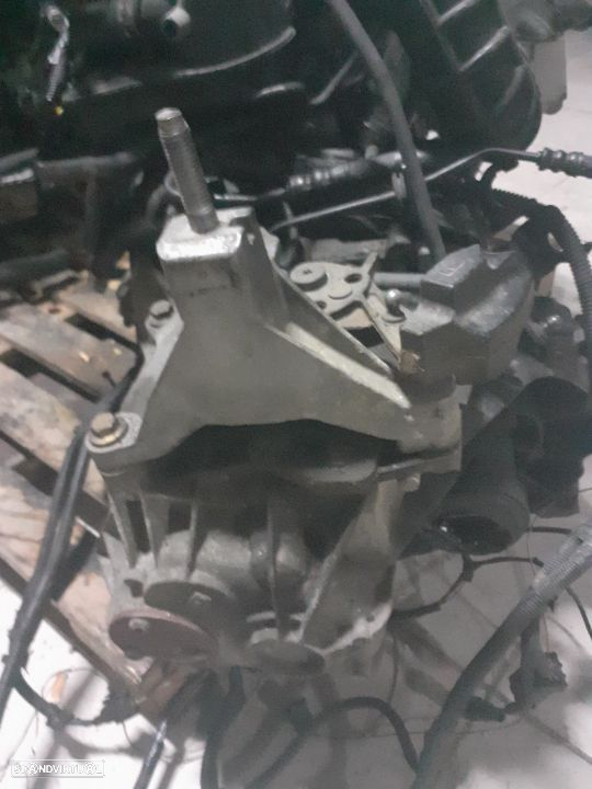 Motor Ford Focus 1,8 tdci 100cv FFDA caixa velocidades 2S4R7002 PA - 4