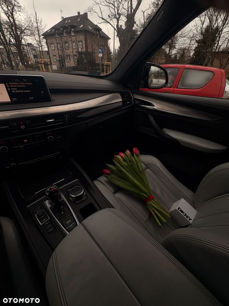 BMW X6M - 12