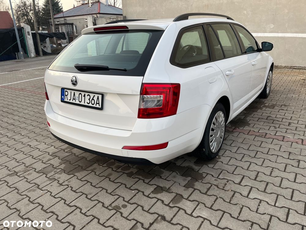 Skoda Octavia 1.6 TDI Ambition - 3