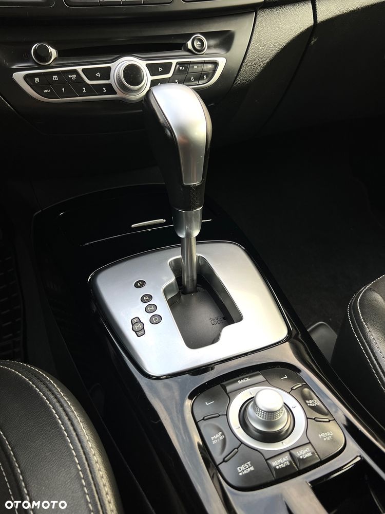 Renault Laguna 2.0 dCi Bose Edition - 8