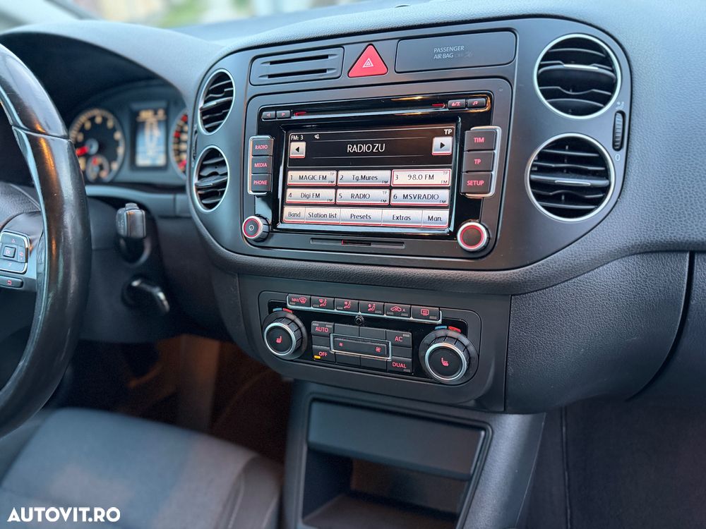 Volkswagen Golf Plus 1.4 TSI DSG Style - 24